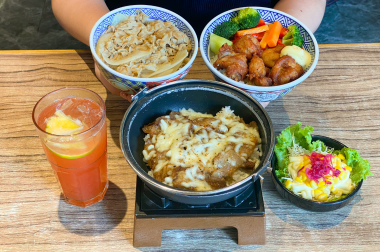 Các món cơm Donburi nổi tiếng Nhật Bản